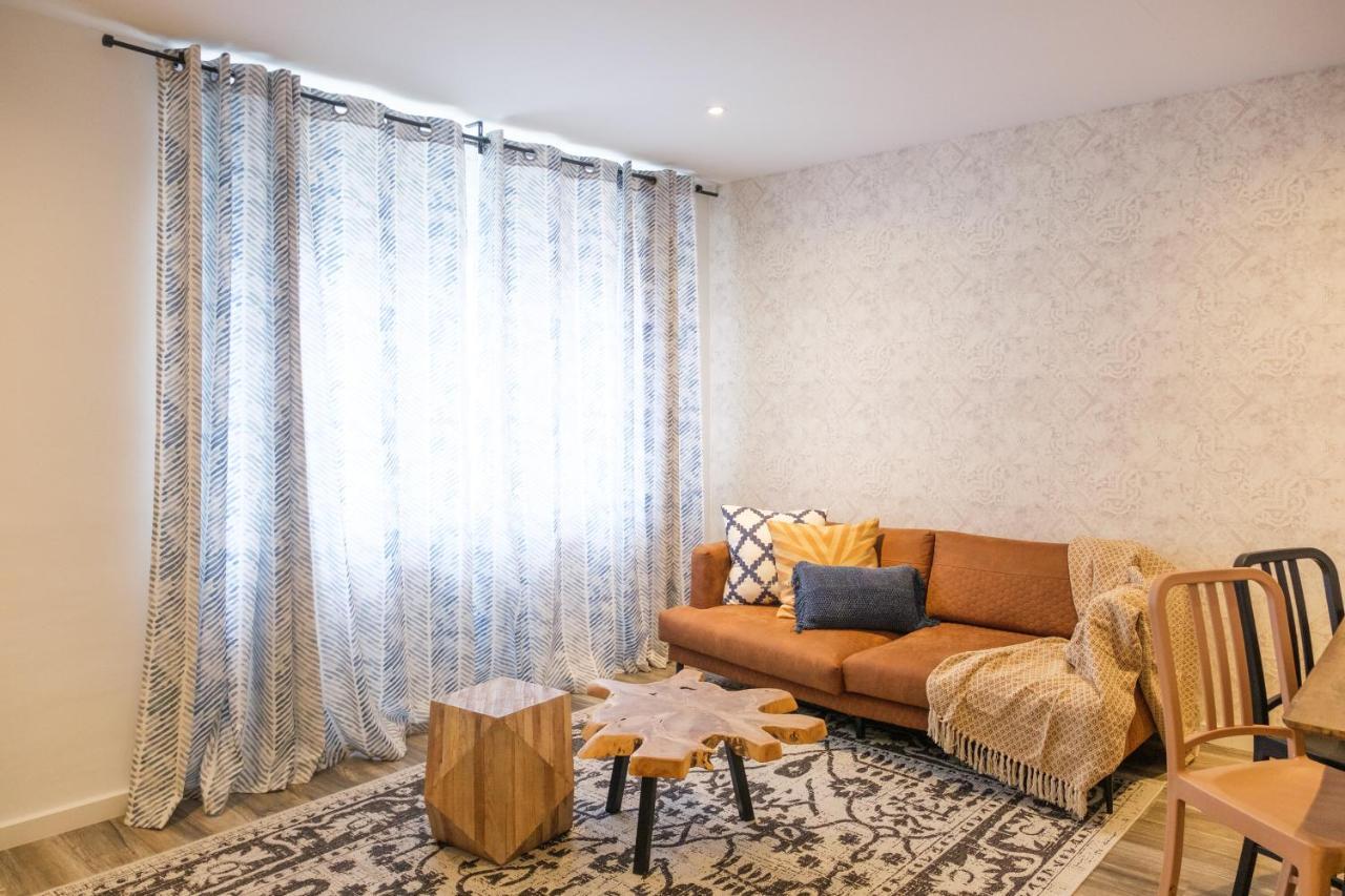 סנטיאגו דה קומפוסטלה Zafiro Flat By Serendipia Turismo מראה חיצוני תמונה