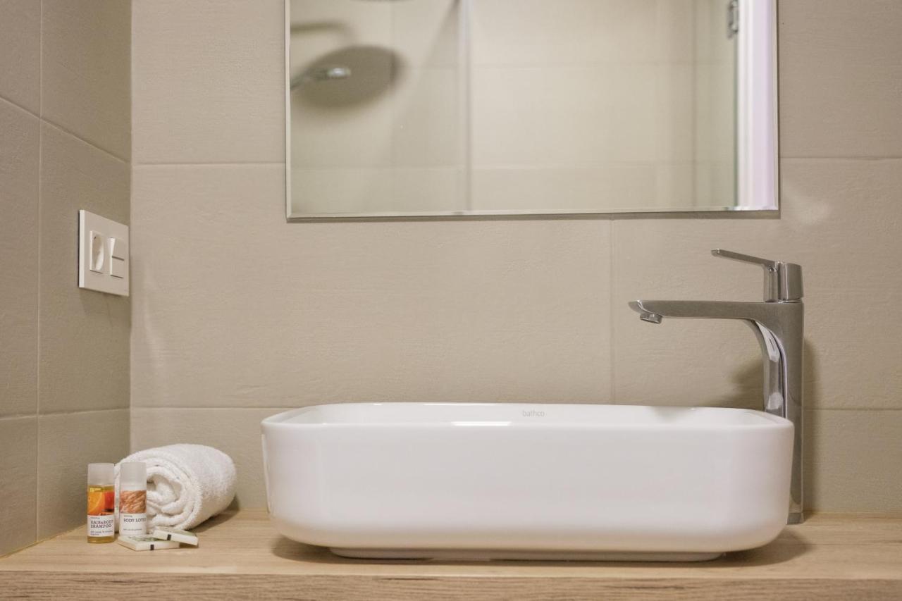 סנטיאגו דה קומפוסטלה Zafiro Flat By Serendipia Turismo מראה חיצוני תמונה